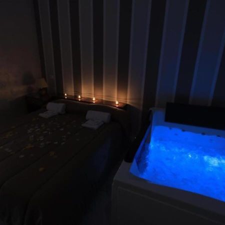 Hotel Holiday Foggia Dış mekan fotoğraf